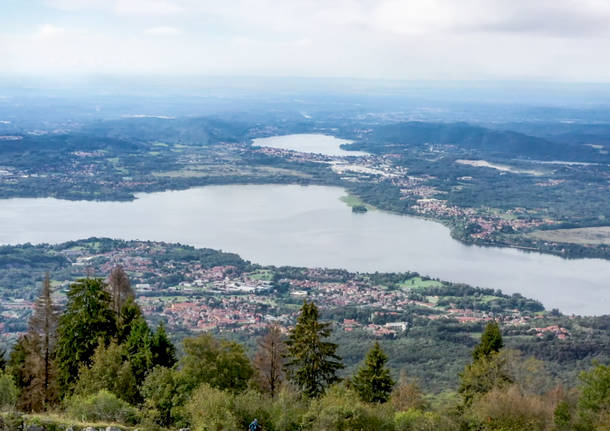 Quel ramo del lago di Varese, tra i parenti di Gadda e l’antimafia
