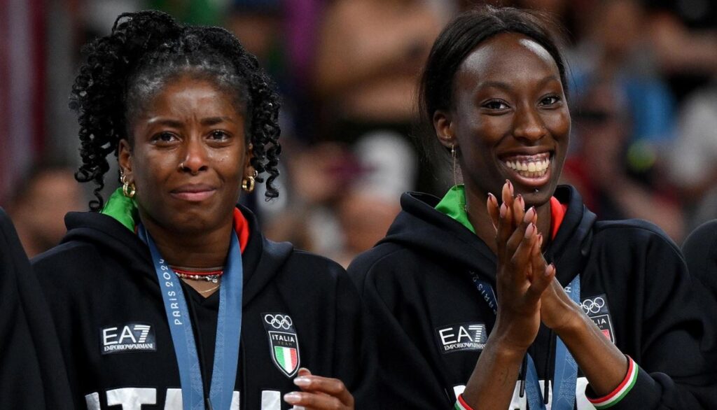 Tweet di Vespa su Egonu e Sylla “indegno del Servizio Pubblico”