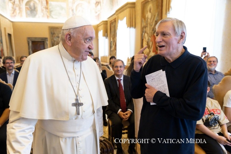 Vaticano, Papa Francesco incontra una delegazione di donne uscite da contesti mafiosi