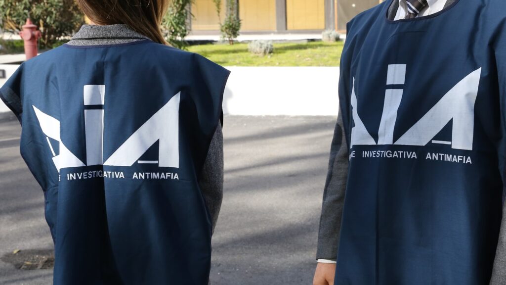 La DIA confisca beni per oltre 2 milioni di euro ad imprenditore contiguo alla mafia gelese