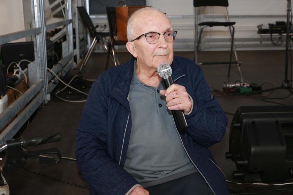 “Lasciateci il nostro Don Giuliano!”