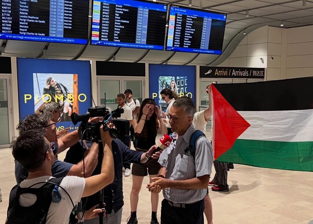 Don Nandino Capovilla espulso da Tel Aviv è rientrato in Italia