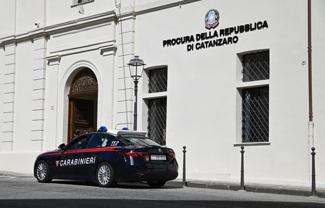 Blitz dell’Arma contro le cosche di ‘ndrangheta nel lametino, 59 arresti