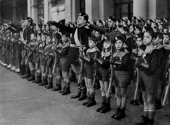 Similfascismo. Le frasi di ieri e di oggi contro la libertà di stampa nella riunione di Articolo 21