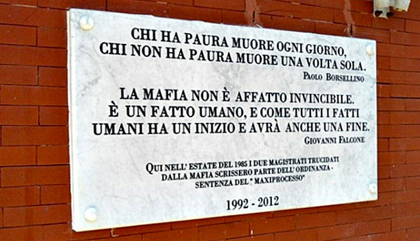 Il Cicerone dell’Asinara. La rivolta delle Br per le caffettiere e il “no” detto a Totò Riina