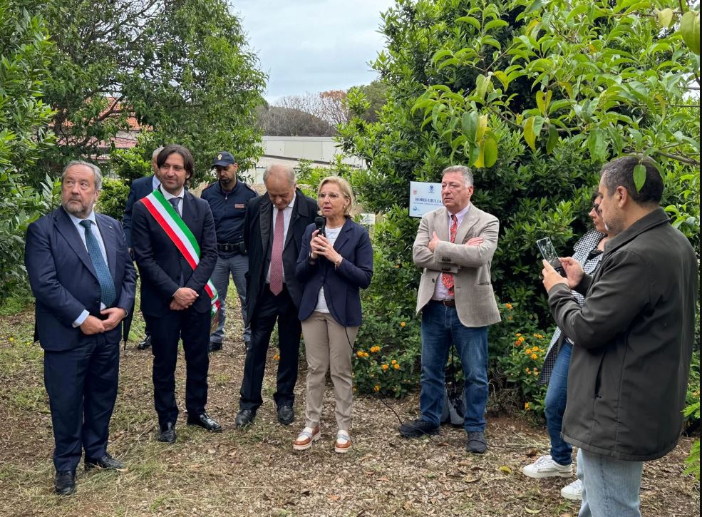 “Il profumo della libertà e l’importanza della memoria”. Al Giardino di Ciaculli nuove targhe per Boris Giuliano e Pizzolungo