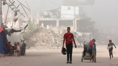 Amnesty: “Illegale e disumano” l’ordine israeliano di sfollamento da Gaza City