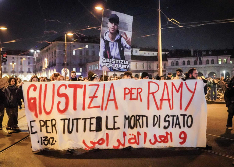 Caso Ramy, le cariche contro la polizia catalizzano l’attenzione: ma coi “maranza” chi parla?