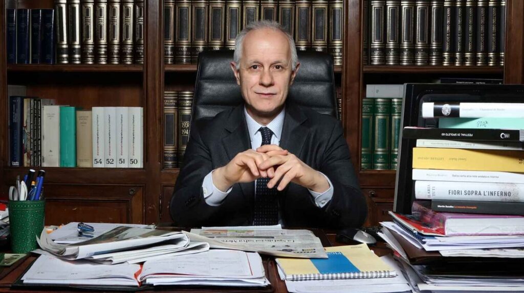 Corriere della Sera, Fontana Direttore da 10 anni, nessuno come lui dal dopoguerra