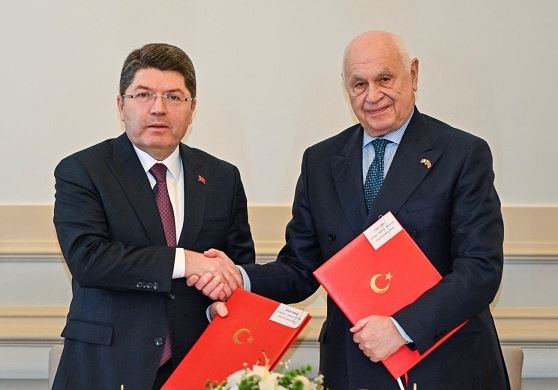 Lo stupore del Ministro della giustizia turco a colloquio con il Ministro Nordio