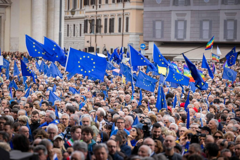 Il miracolo di Piazza del Popolo: il pluralismo
