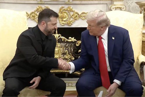 Trump, stallo sulla pace in Ucraina: “Deciderò tra due settimane”