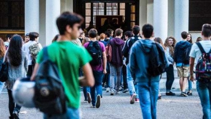 Ritorno a scuola. Nuovo anno, nuovo inizio?