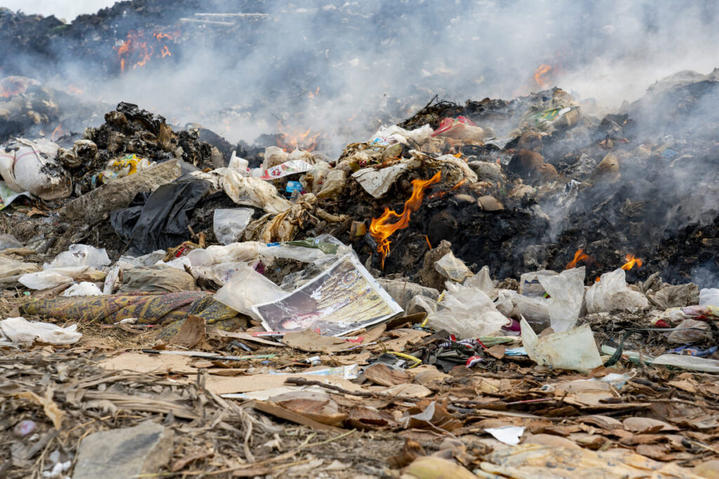 Terra dei fuochi, Costa (M5s): “Ora servono bonifiche e fondi per il biomonitoraggio”